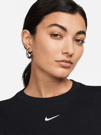 Sportswear Essential Tee