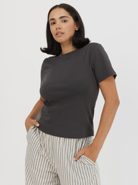 Everyday Tee in Pepper