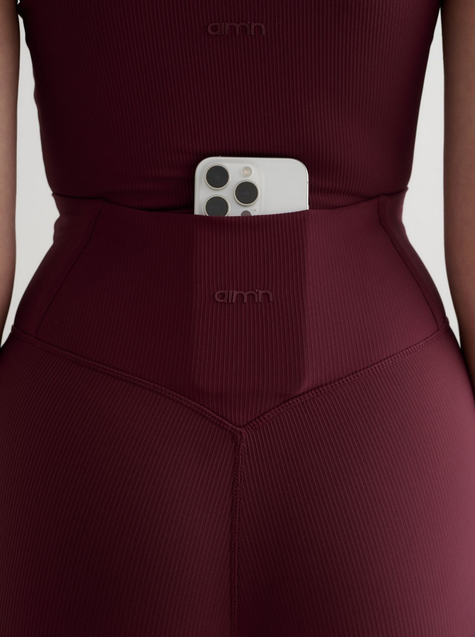 Ribbed Performance Midi Biker Shorts