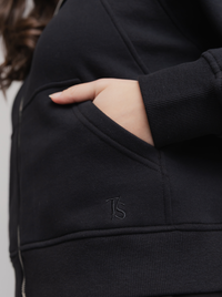 Movement Hood in Black