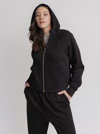 Movement Hood in Black