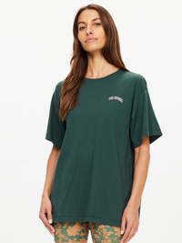 Alumni Sammi Tee