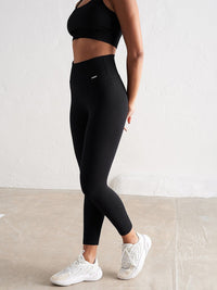 Black Ribbed Seamless Tights