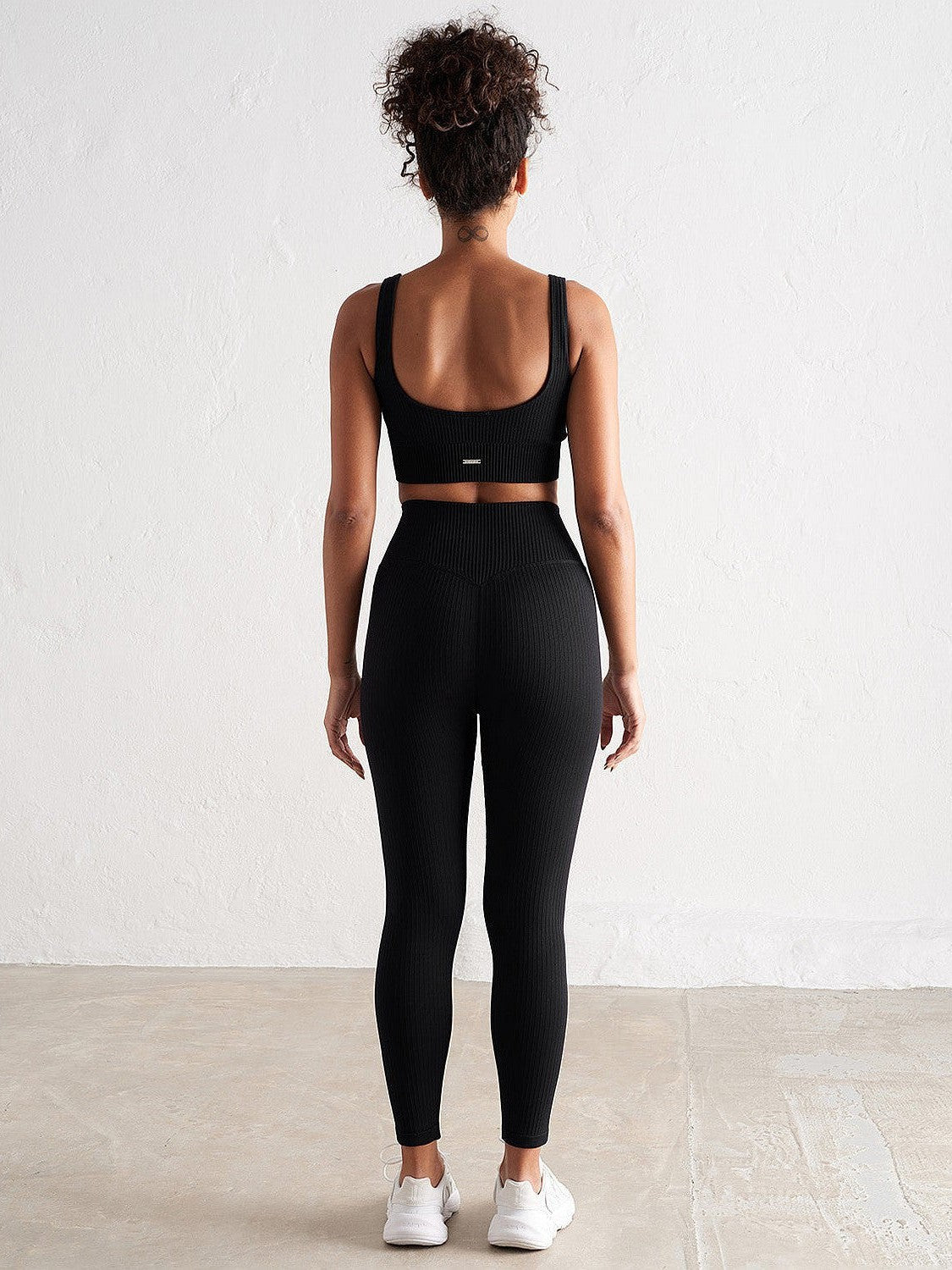 Black Ribbed Seamless Tights