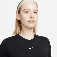 Sportswear Essential Slim-Fit Cropped T-Shirt