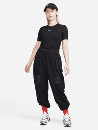 Sportswear Essential Slim-Fit Cropped T-Shirt