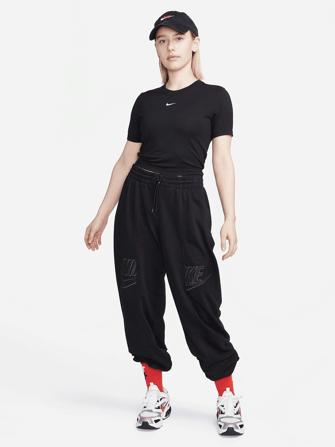 Sportswear Essential Slim-Fit Cropped T-Shirt