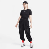 Sportswear Essential Slim-Fit Cropped T-Shirt