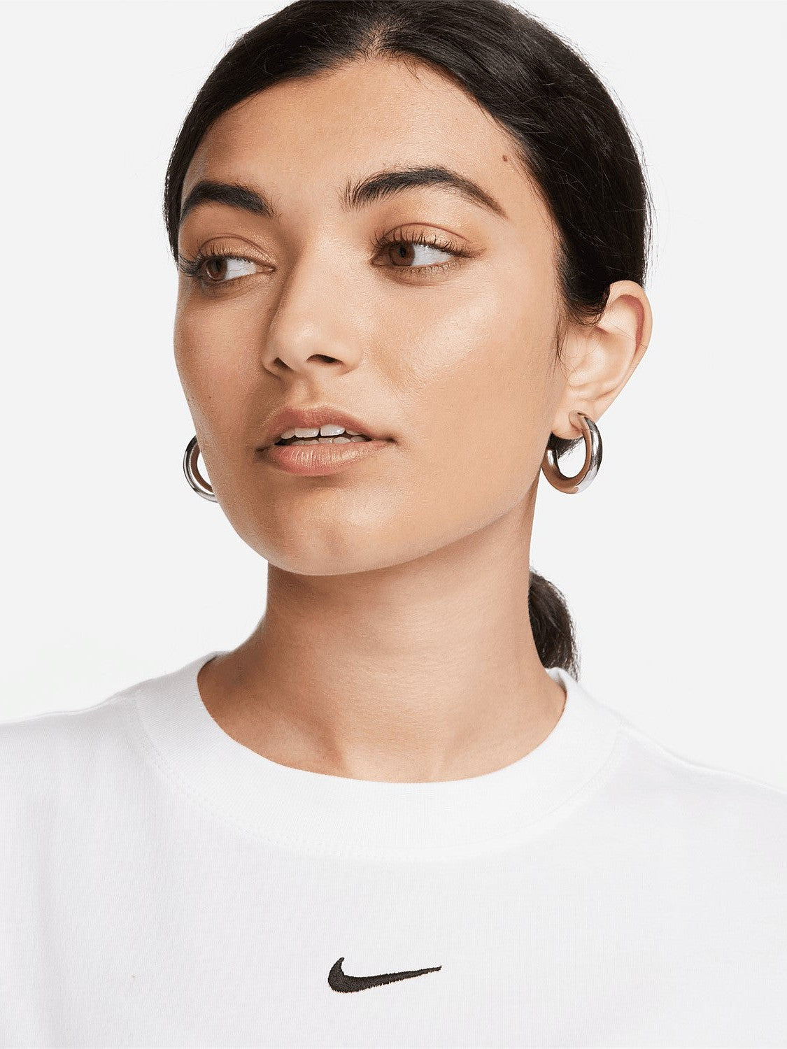 Sportswear Essential Tee