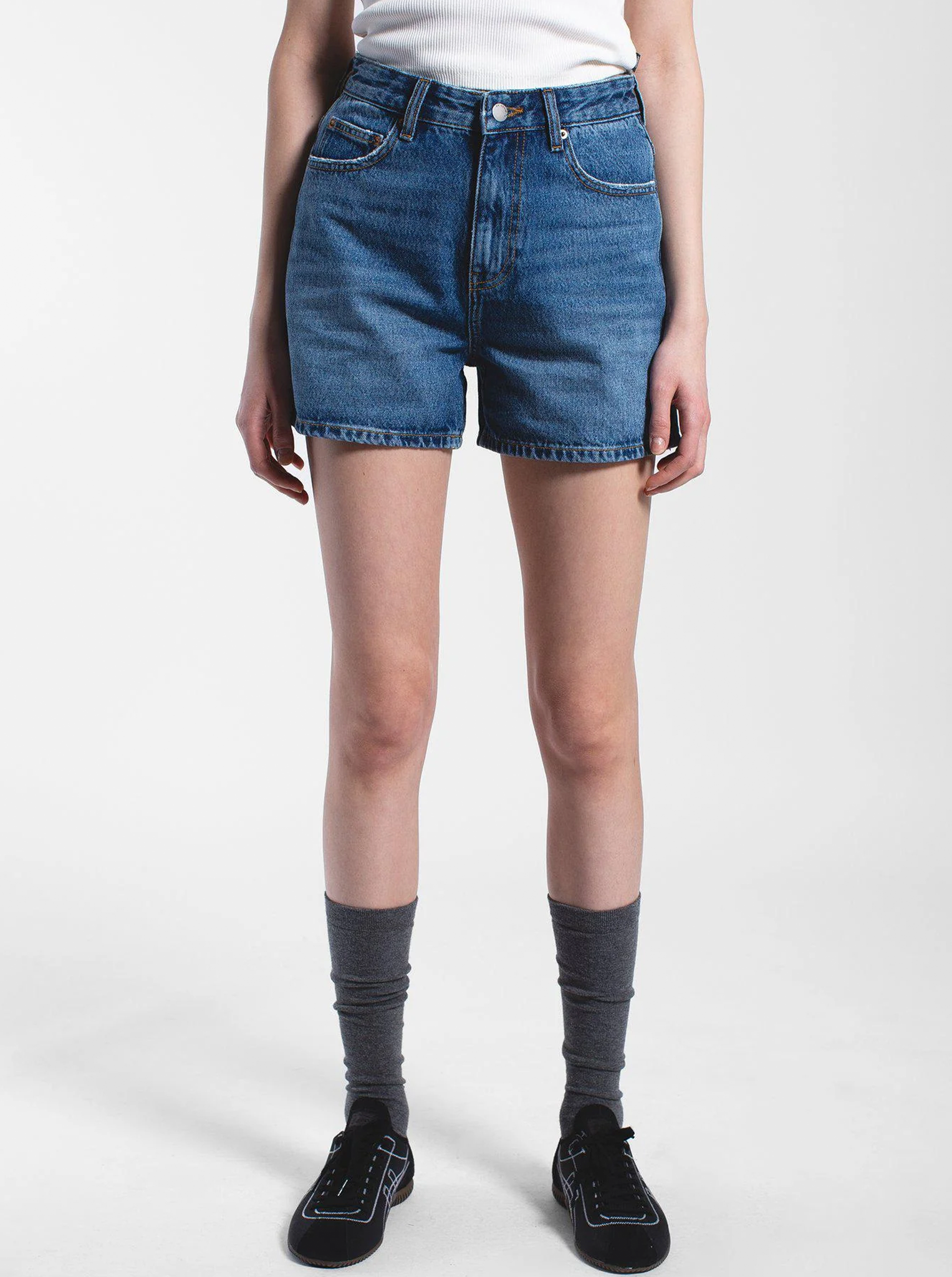 Nora Shorts in Stream Mid Used