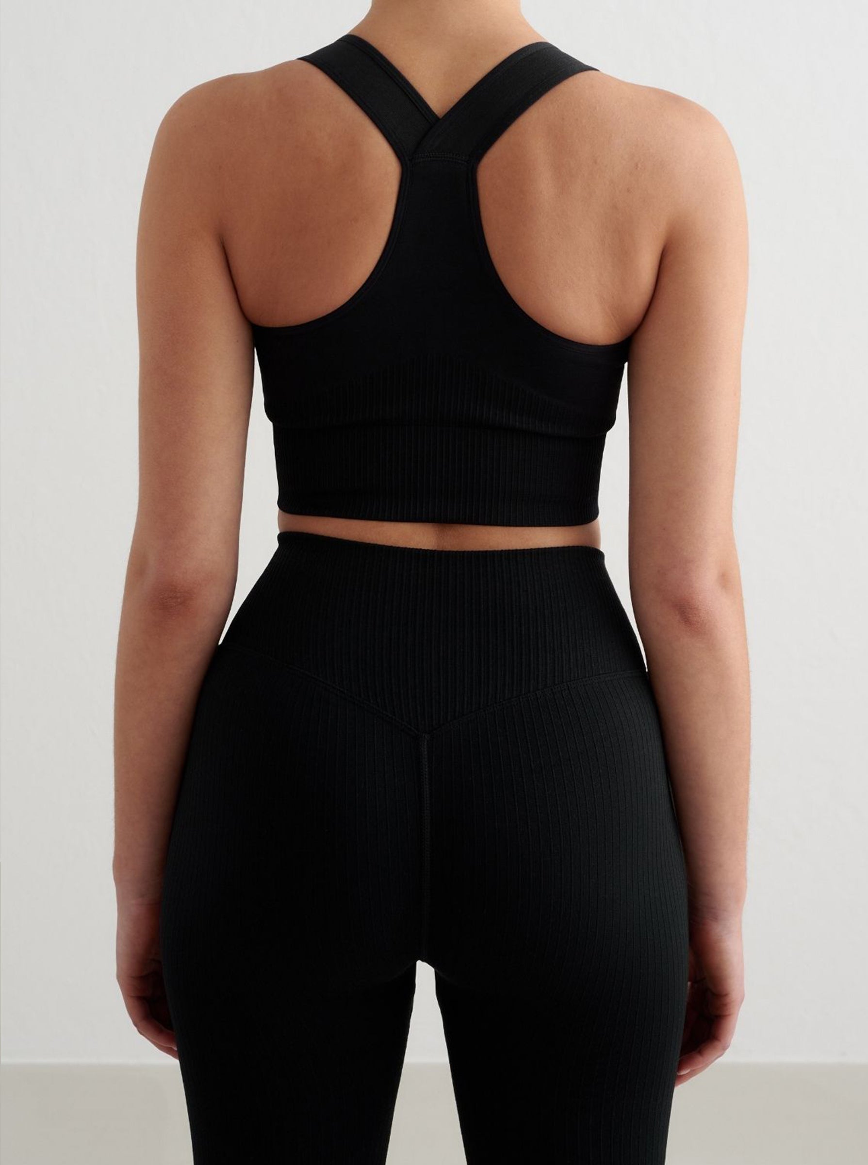 Black High Support Ribbed Bra