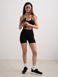 Shape Seamless Hotpants in Black