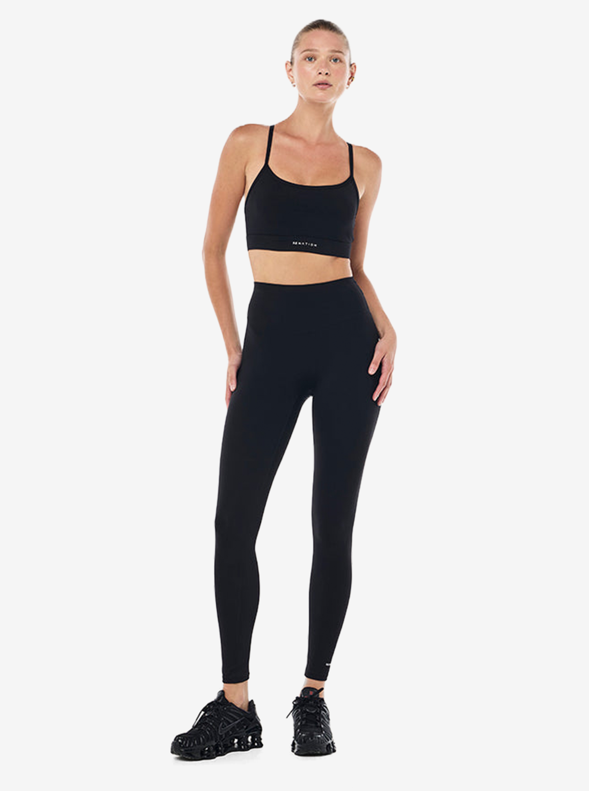 Signature Sports Bra in Black