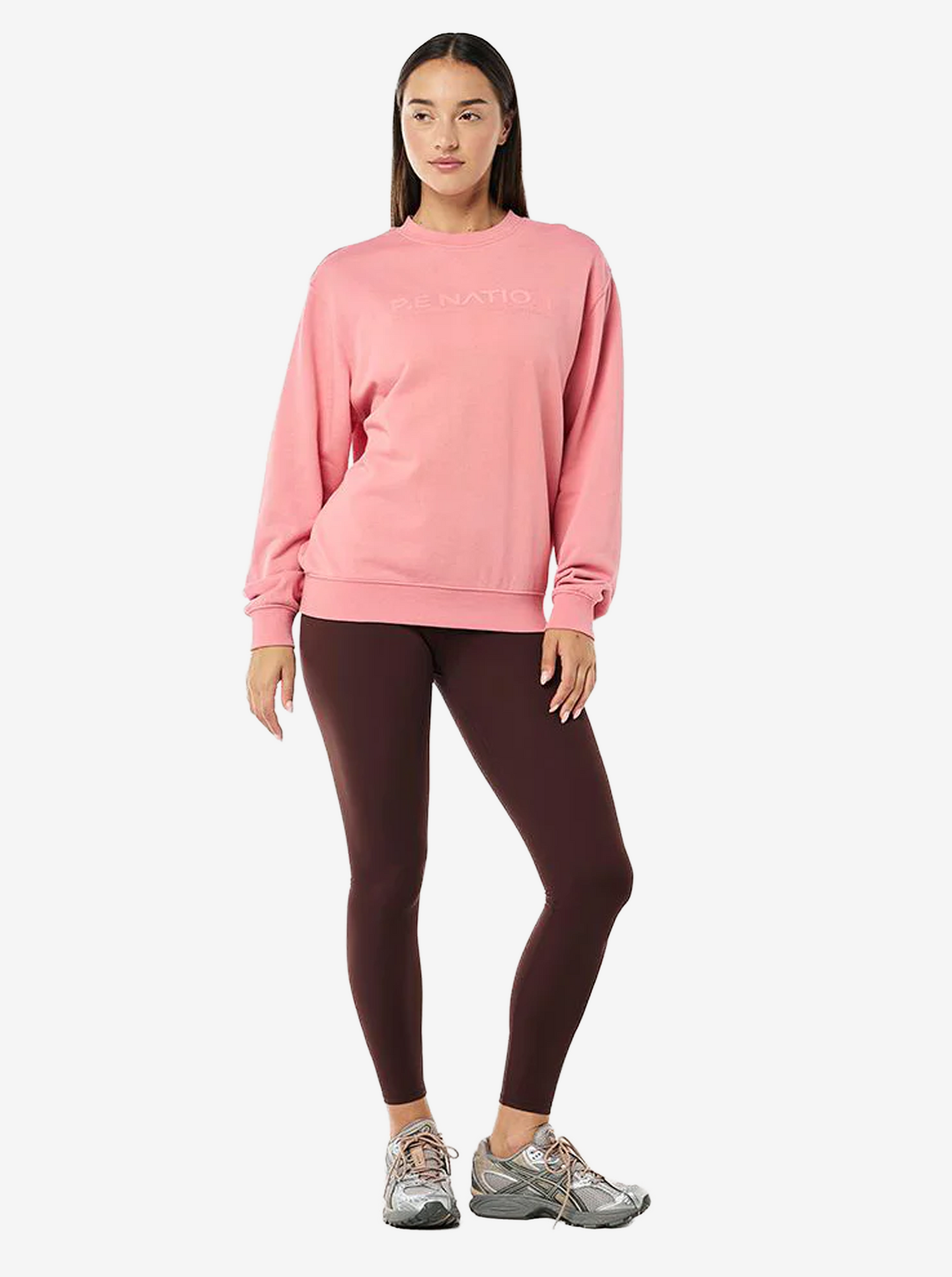 Qualify Sweat in Washed Dusty Pink