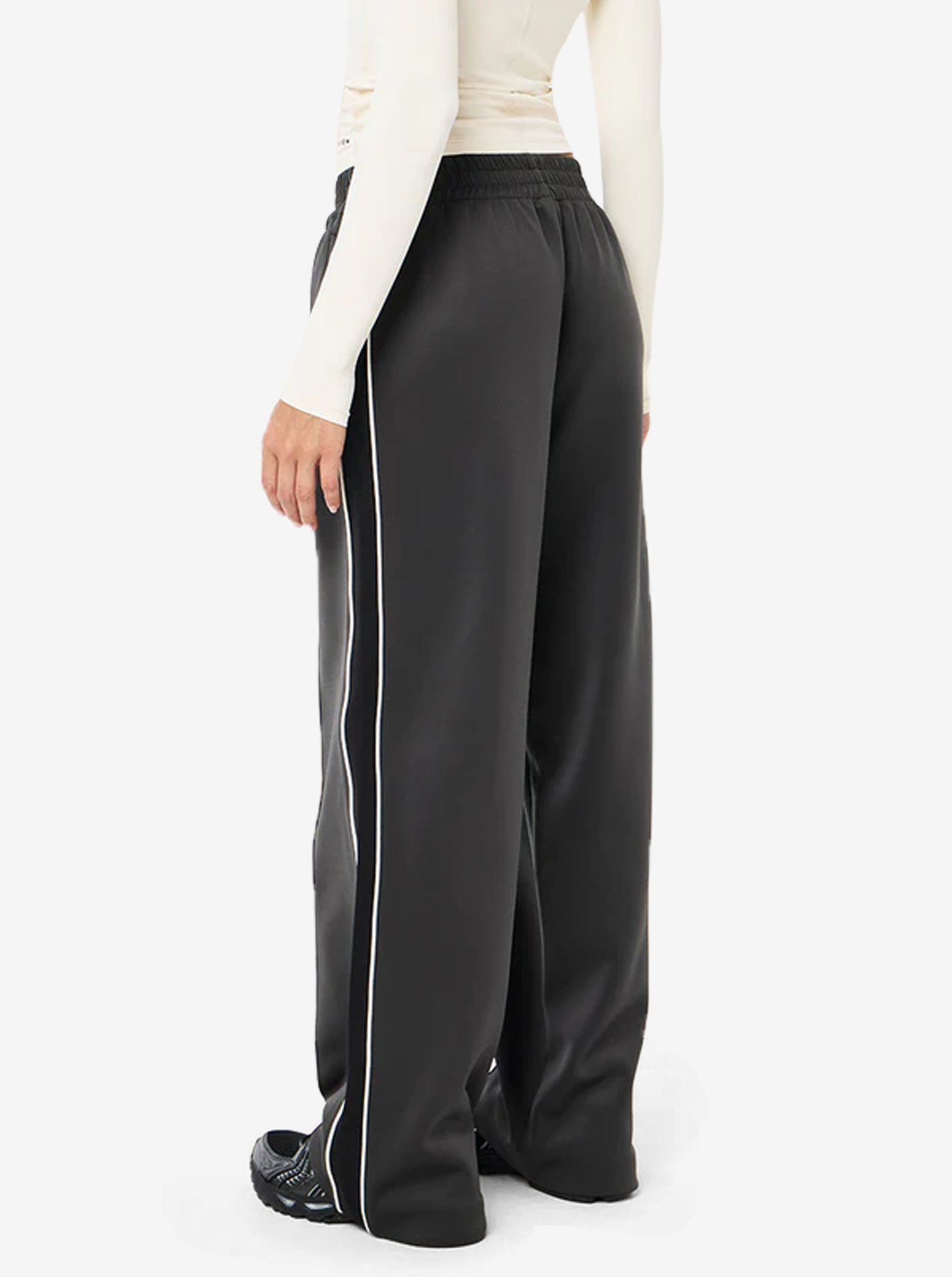 Man Down Track Pant in Caviar