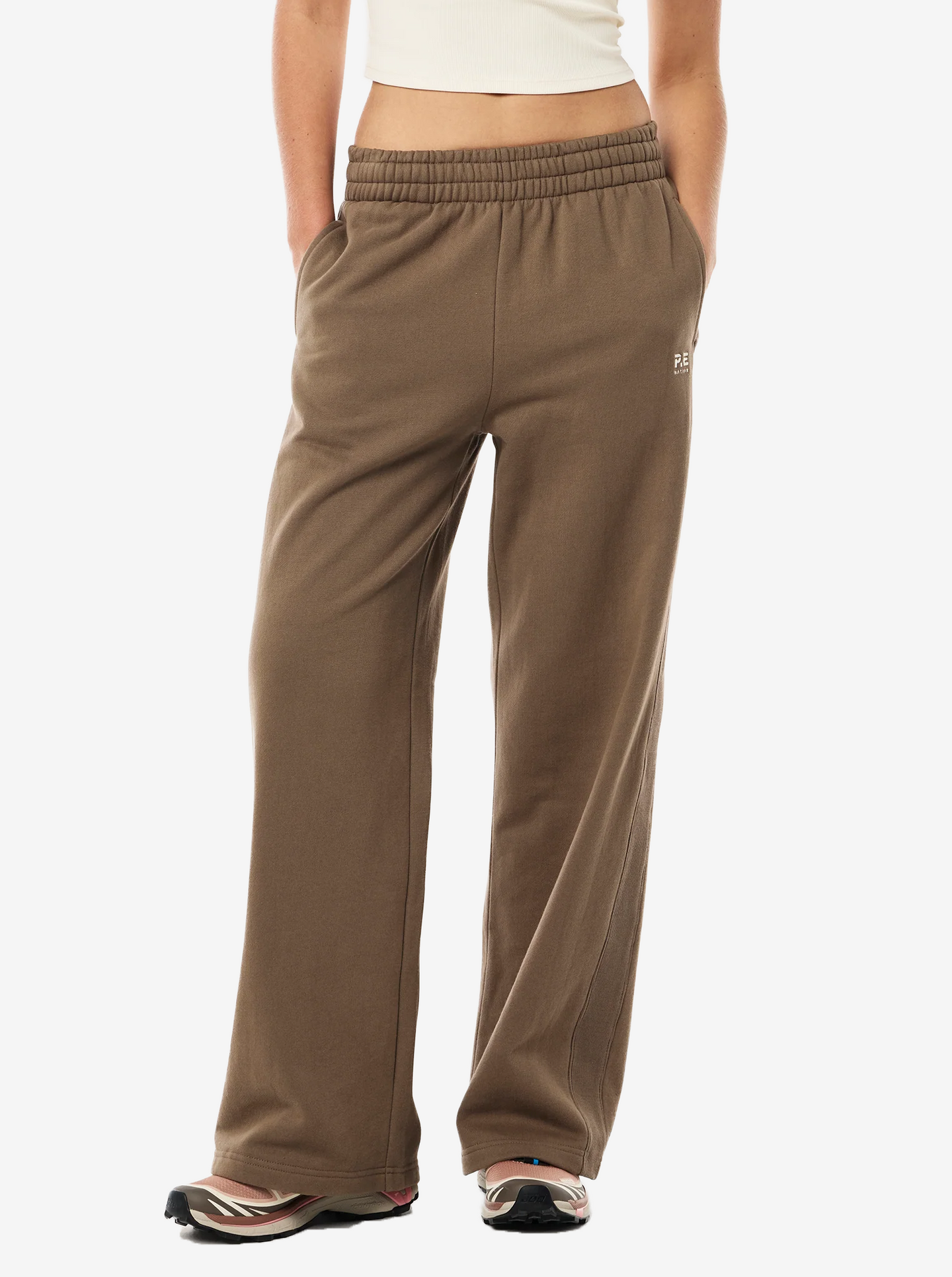 Adventure Trackpant in Walnut