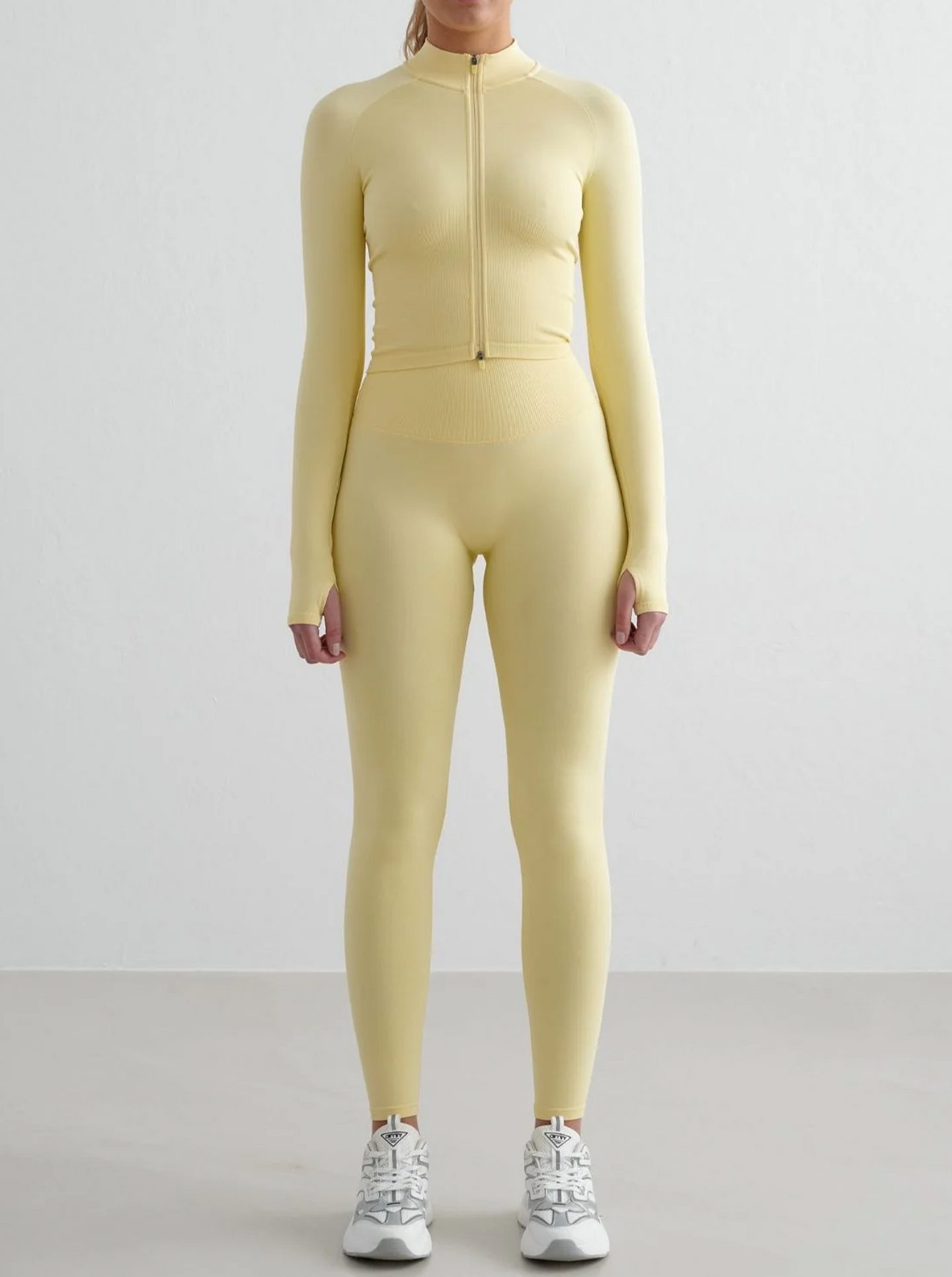 Shape Seamless Zip Jacket