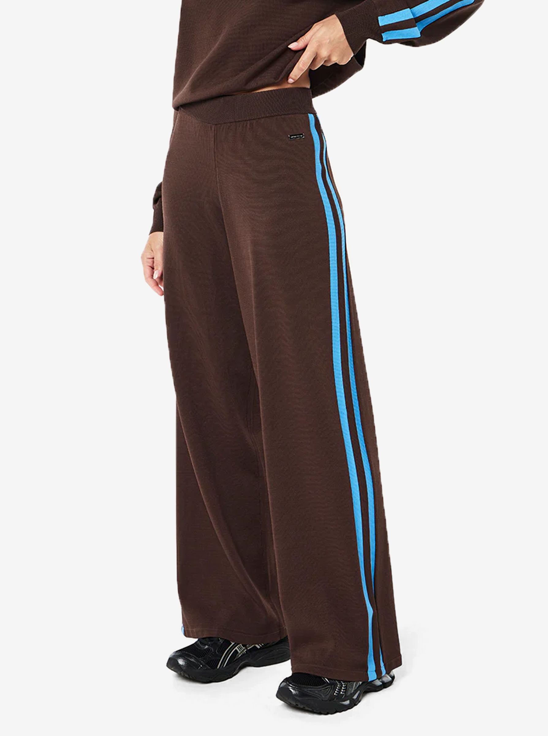Retreat Knit Pant in Coffee & Marina
