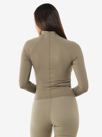 Routine Quarter Zip Long Sleeve in Fawn