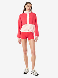 Technique Spray Jacket in Strawberry