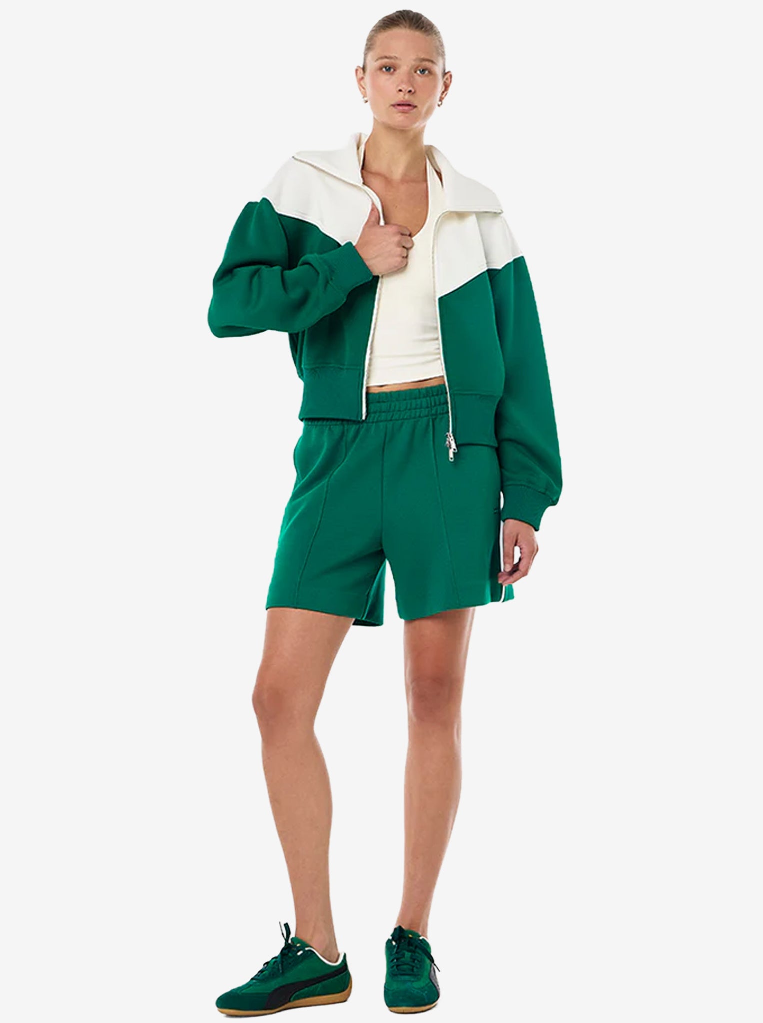 Triumph Short in College Green