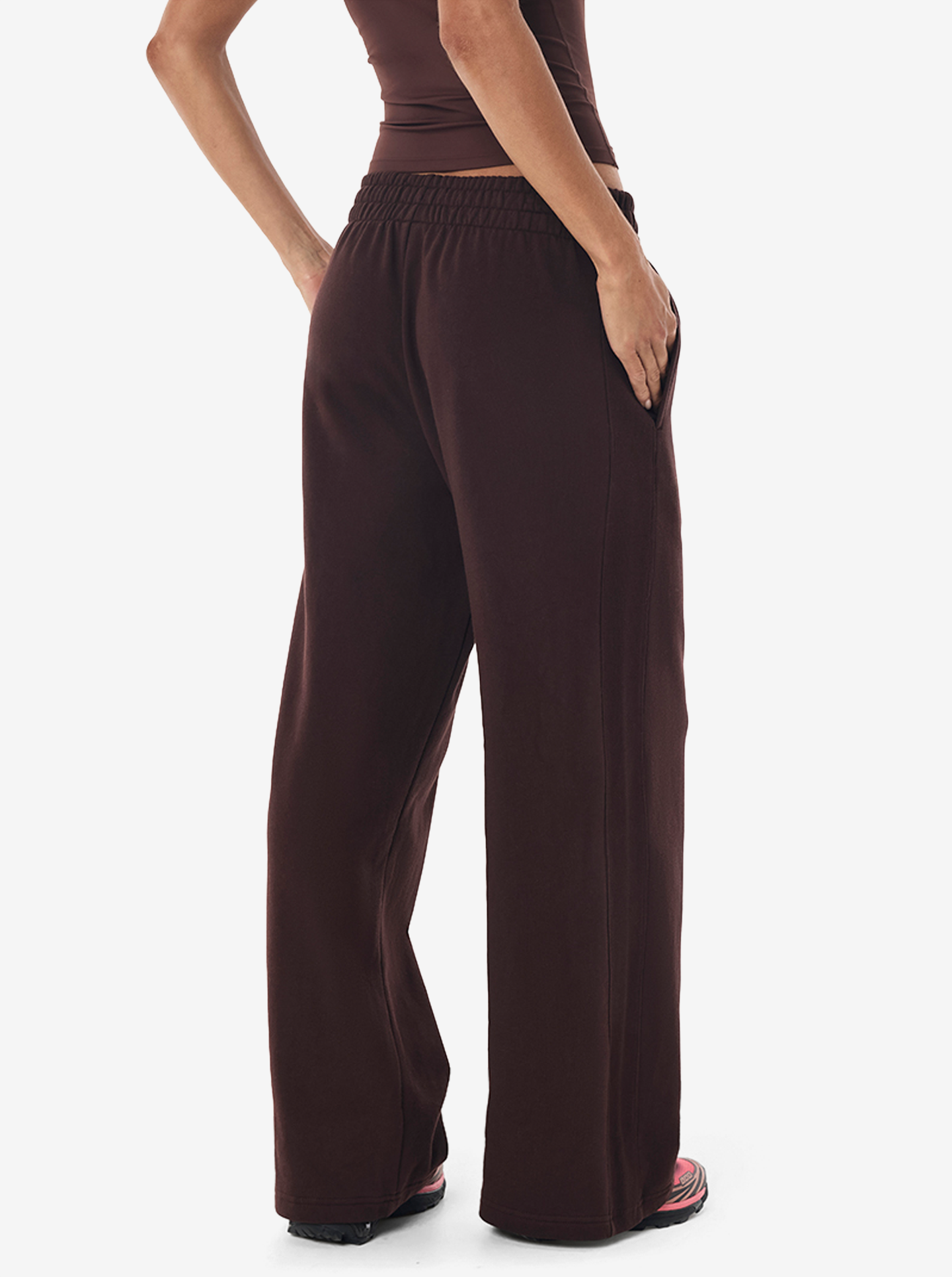 Swerve Trackpant in Mahogany