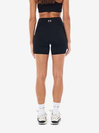 Signature 5" Bike Short in Black