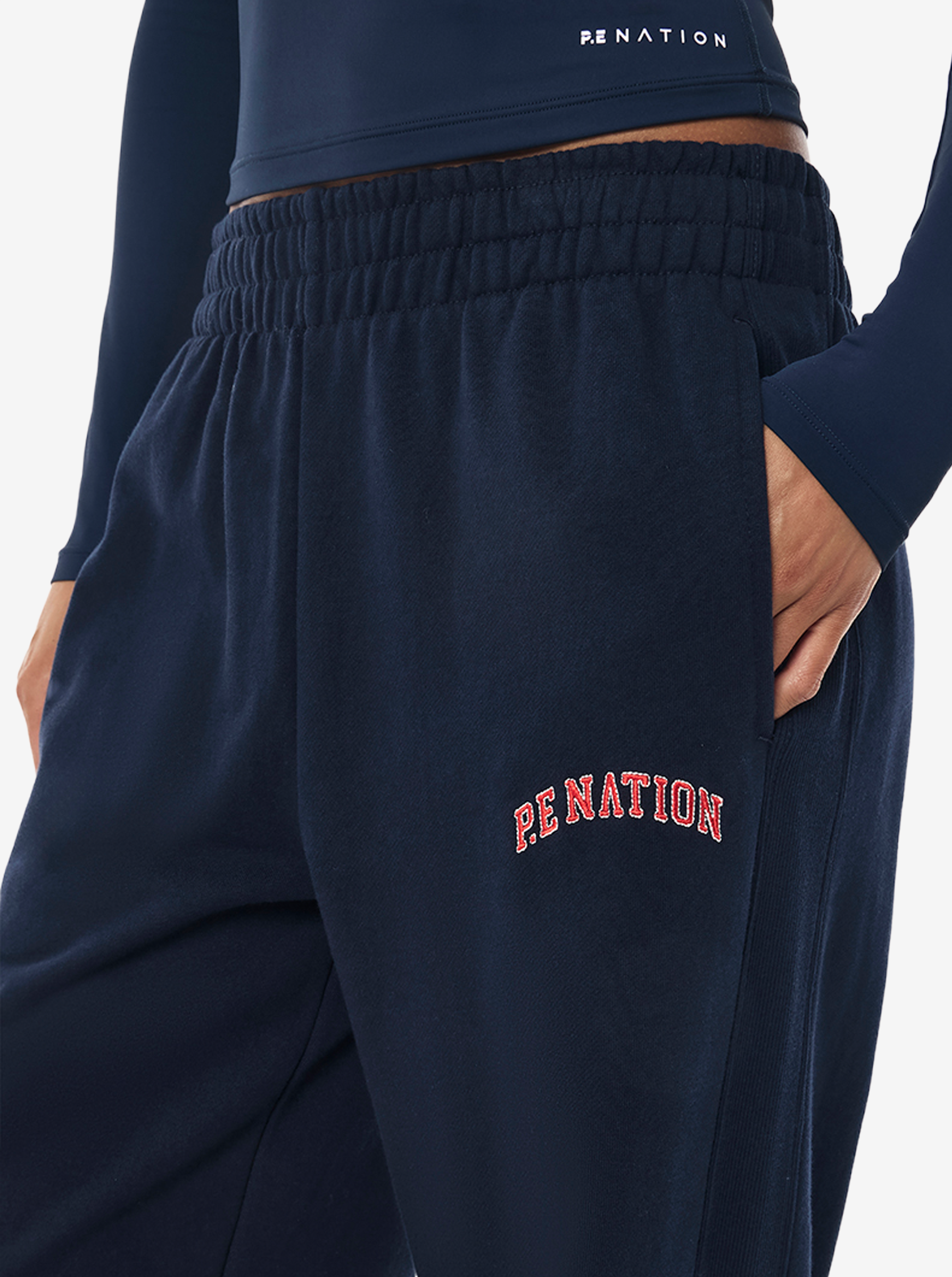 Legacy Trackpant in Dark Navy