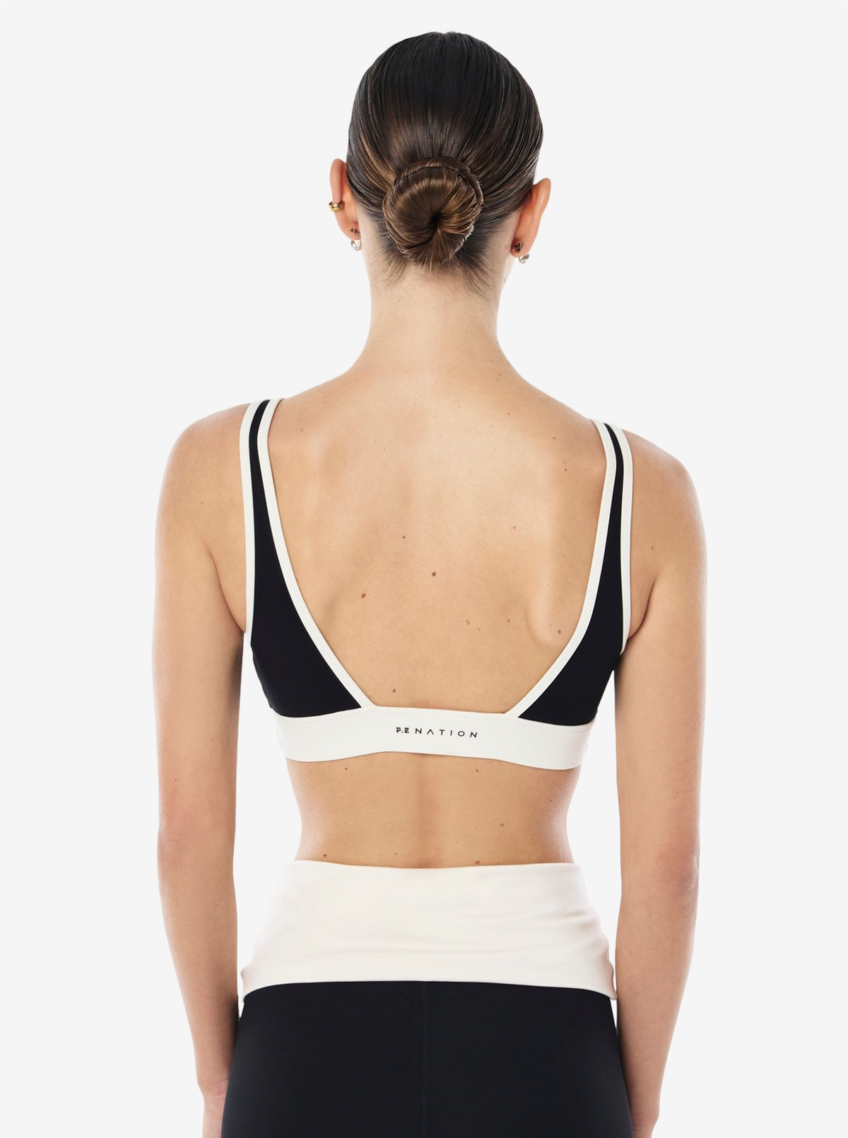 Vibe Sports Bra in Black