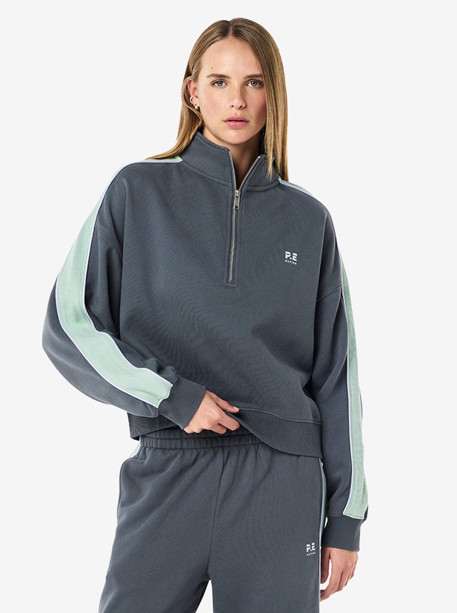 Align Zip Neck Sweat in Thunder