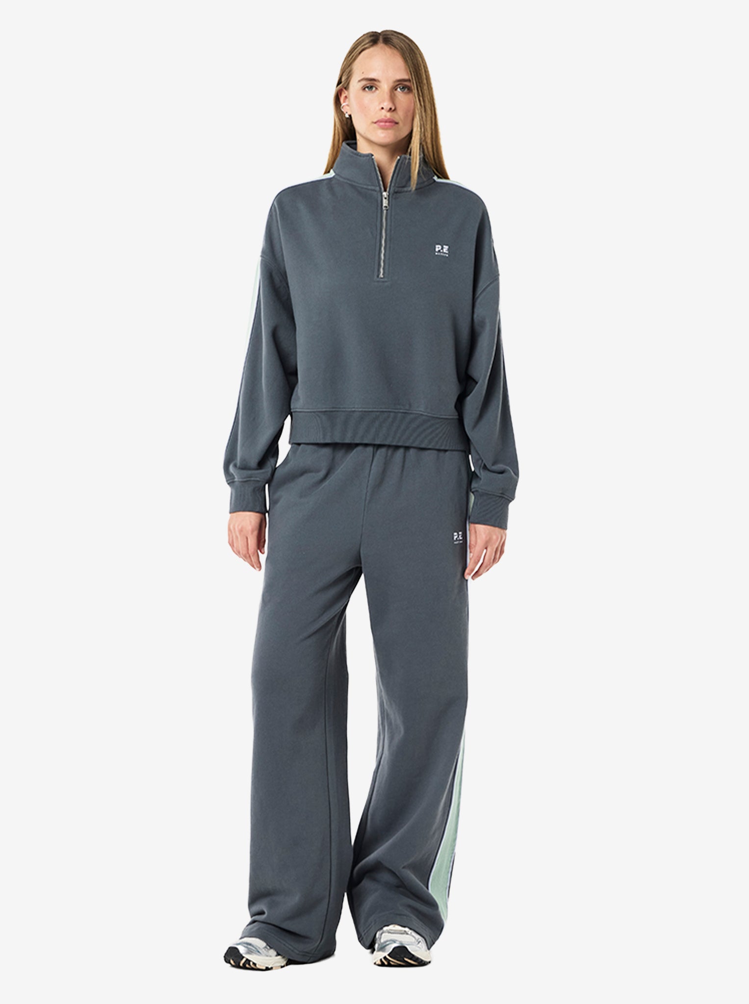 Align Zip Neck Sweat in Thunder