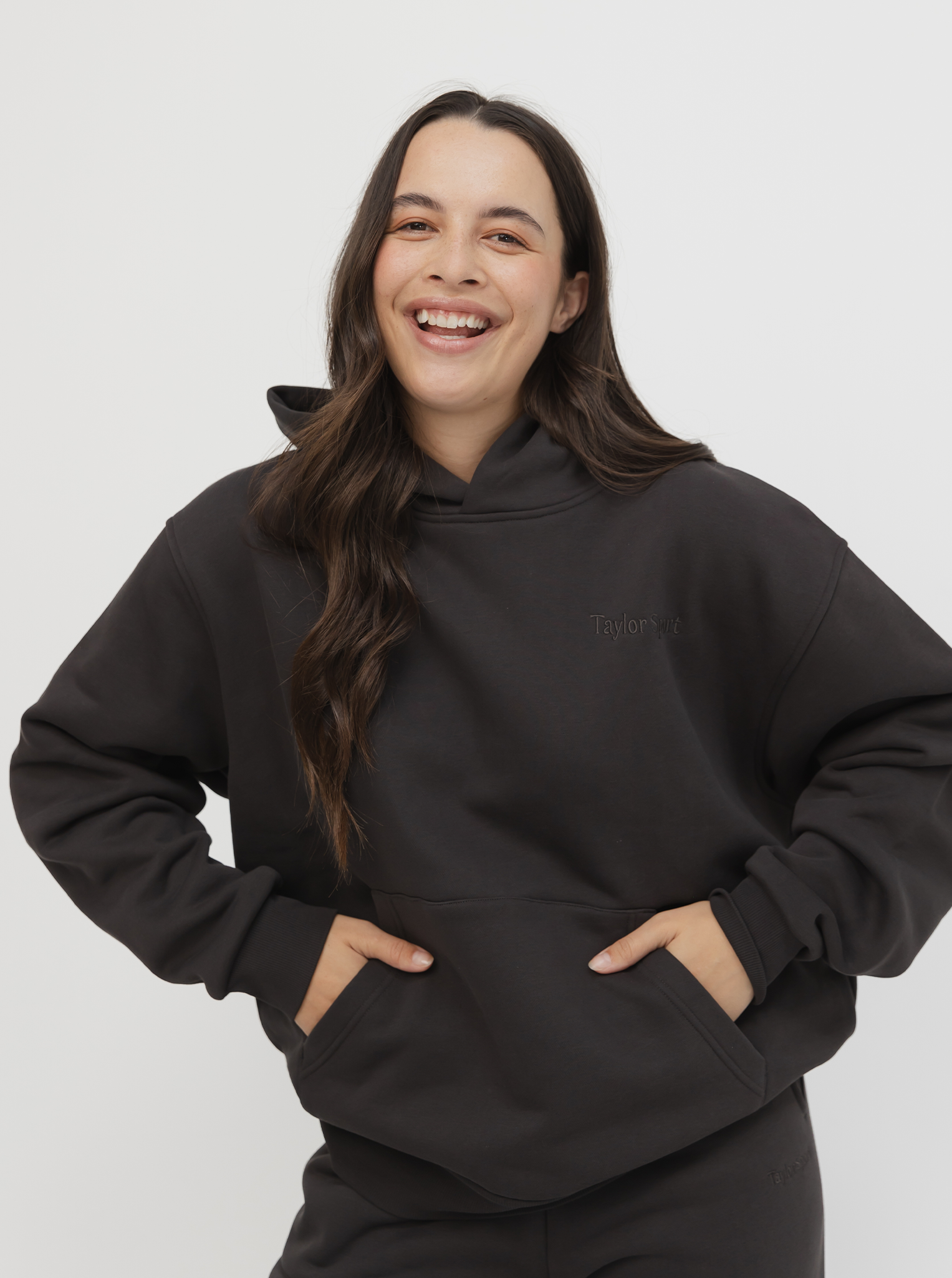 Arch Hoodie in Pepper