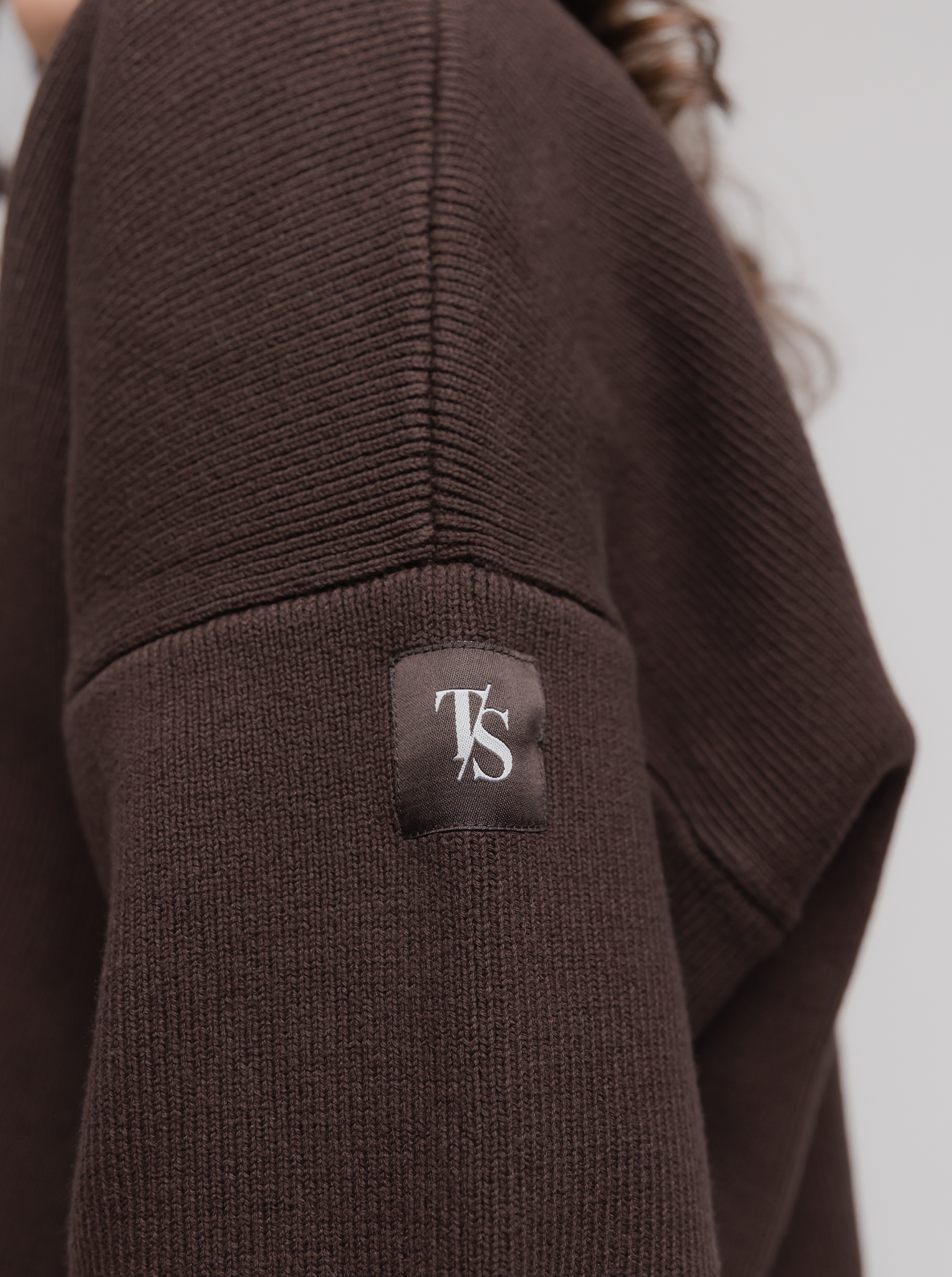 Frankie Cardigan in Espresso