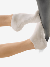 Classic Low Rise Grip Socks