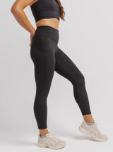 One High-Waisted 7/8 Leggings with Pockets