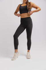 One High-Waisted 7/8 Leggings with Pockets