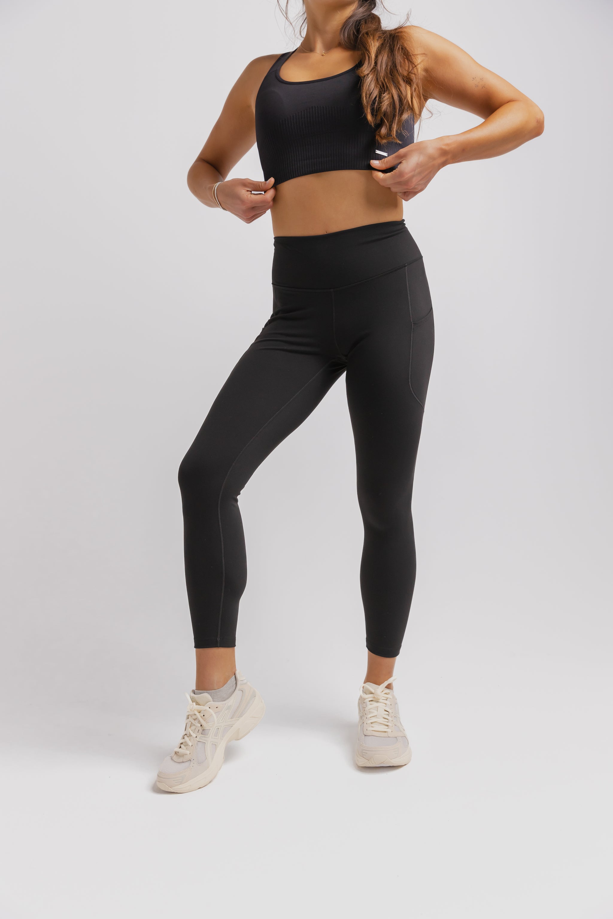 One High-Waisted 7/8 Leggings with Pockets