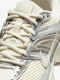 Air Max Moto 2K Womens