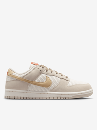 Dunk Low SE Womens