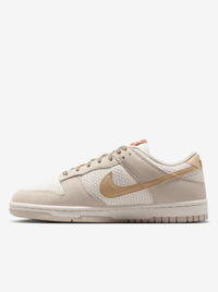 Dunk Low SE Womens