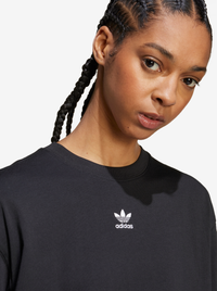 Essentials Boyfriend Tee