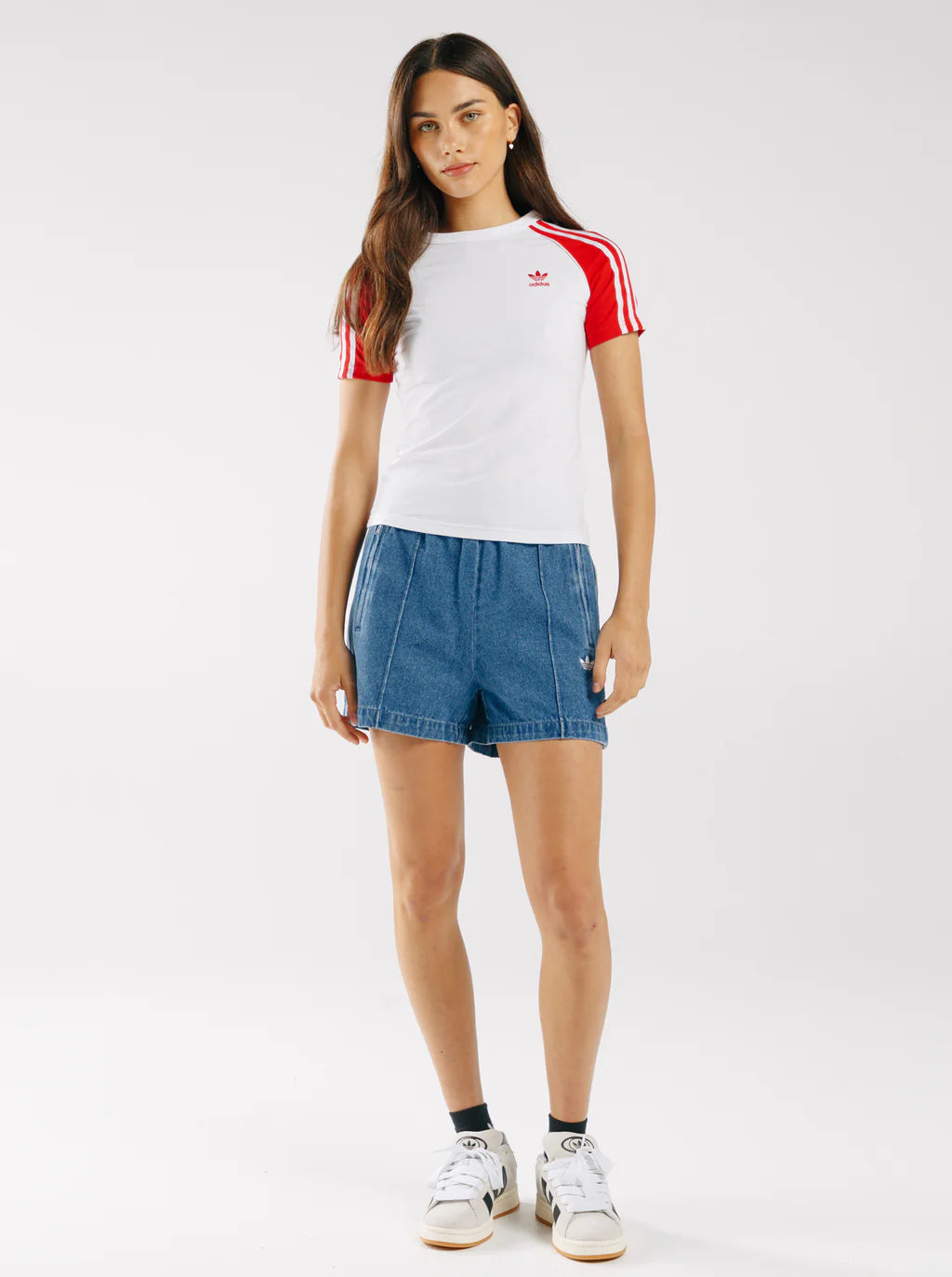 Adicolor 3-Stripes Raglan Slim T-Shirt