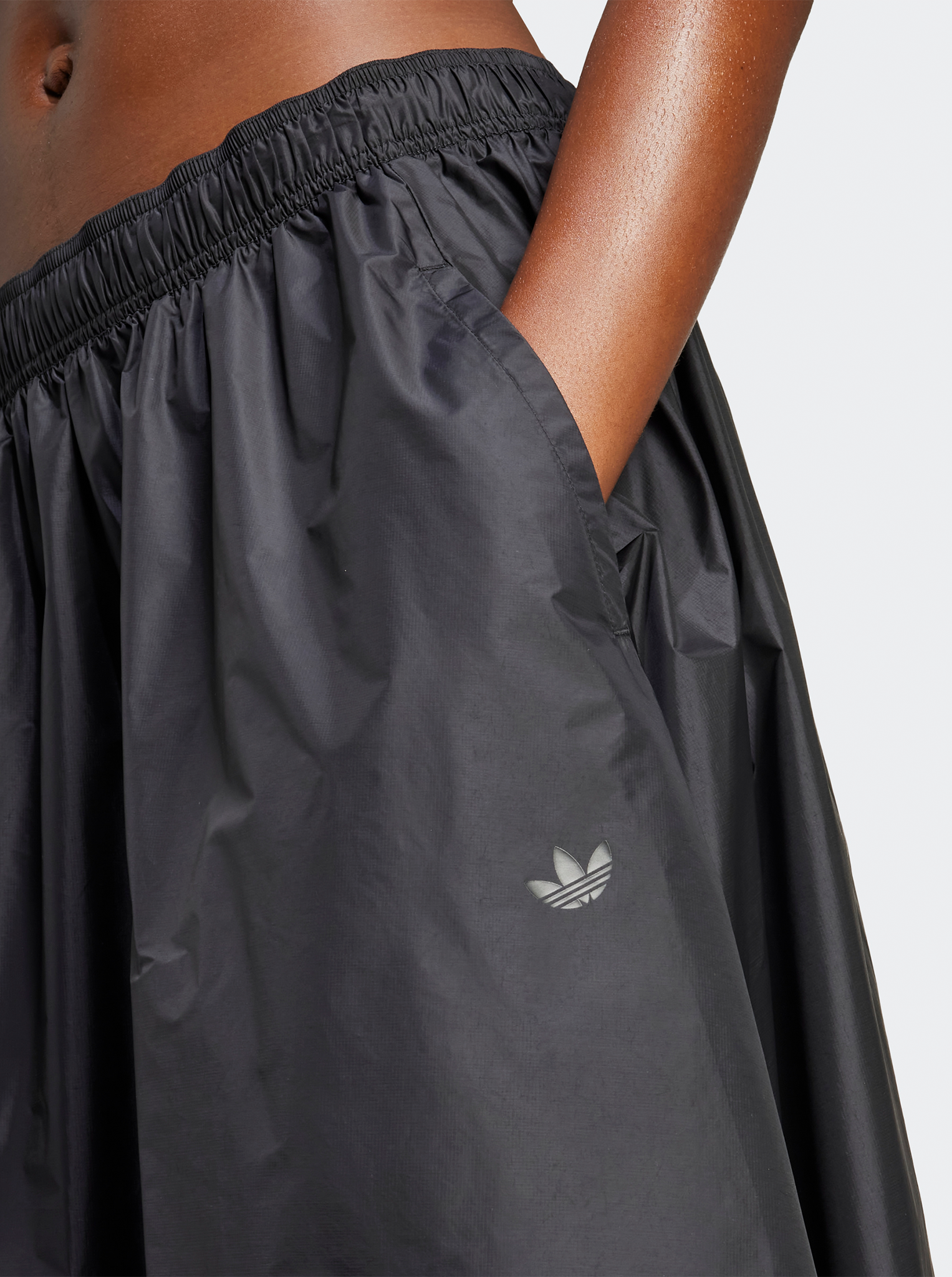 Premium Essentials Woven Skirt