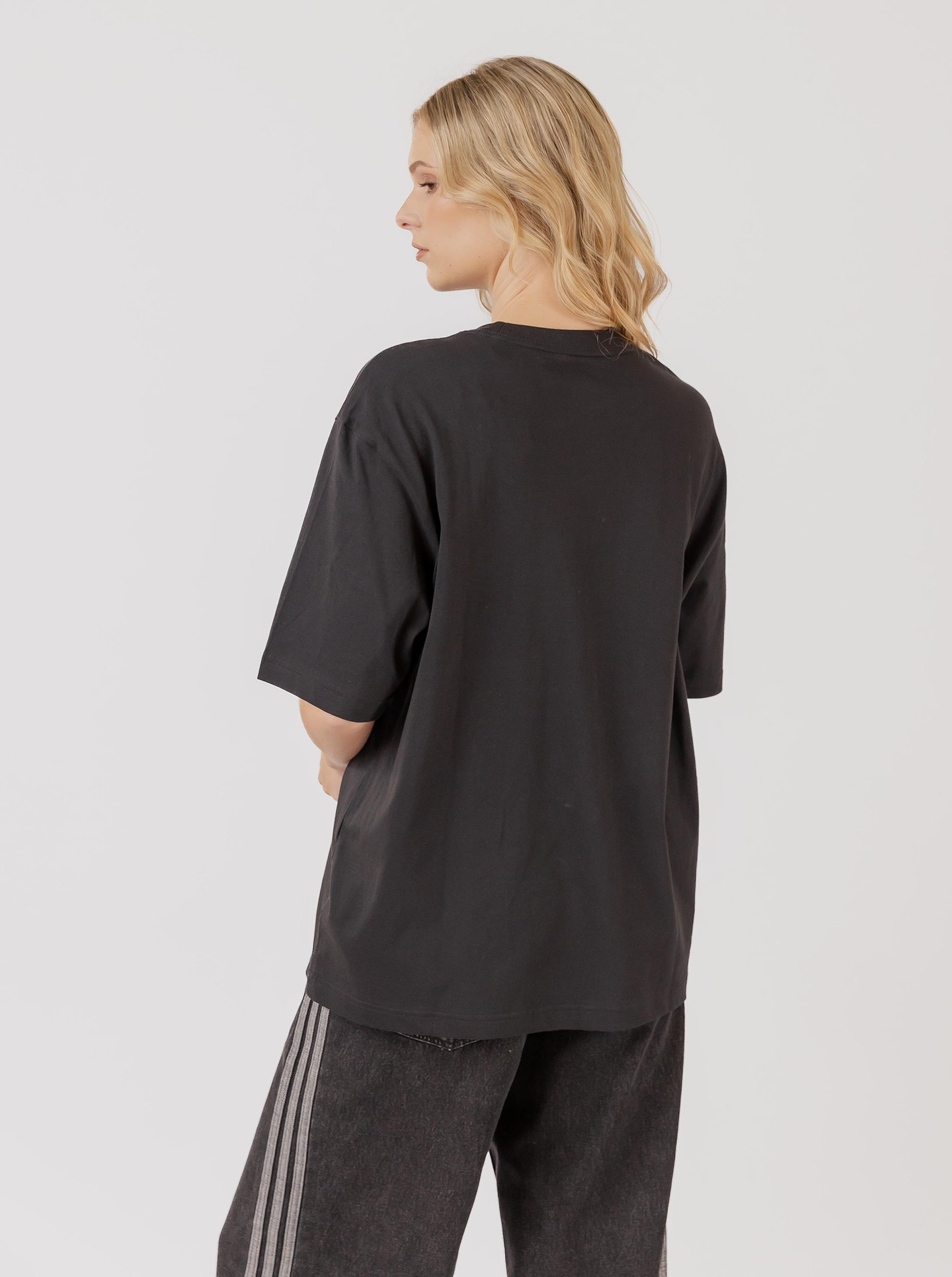 Essentials Boyfriend Tee