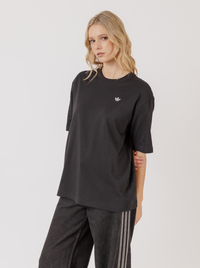 Essentials Boyfriend Tee