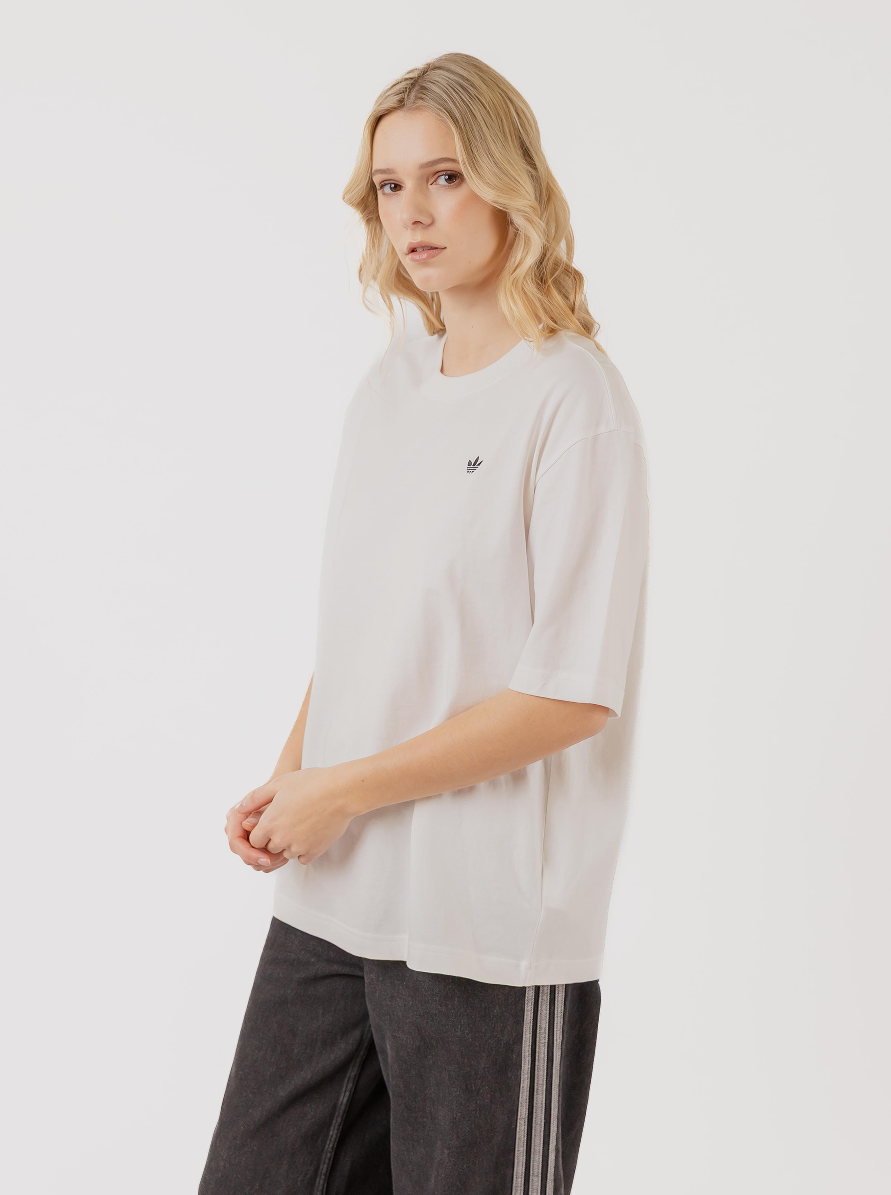 Essentials Boyfriend Tee