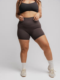 Mellow Bike Short in Coffee Bean