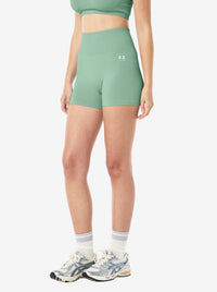 Restore Seamless 2.5" Bike Short in Basil