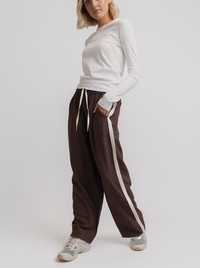 Weekender Pant in Espresso