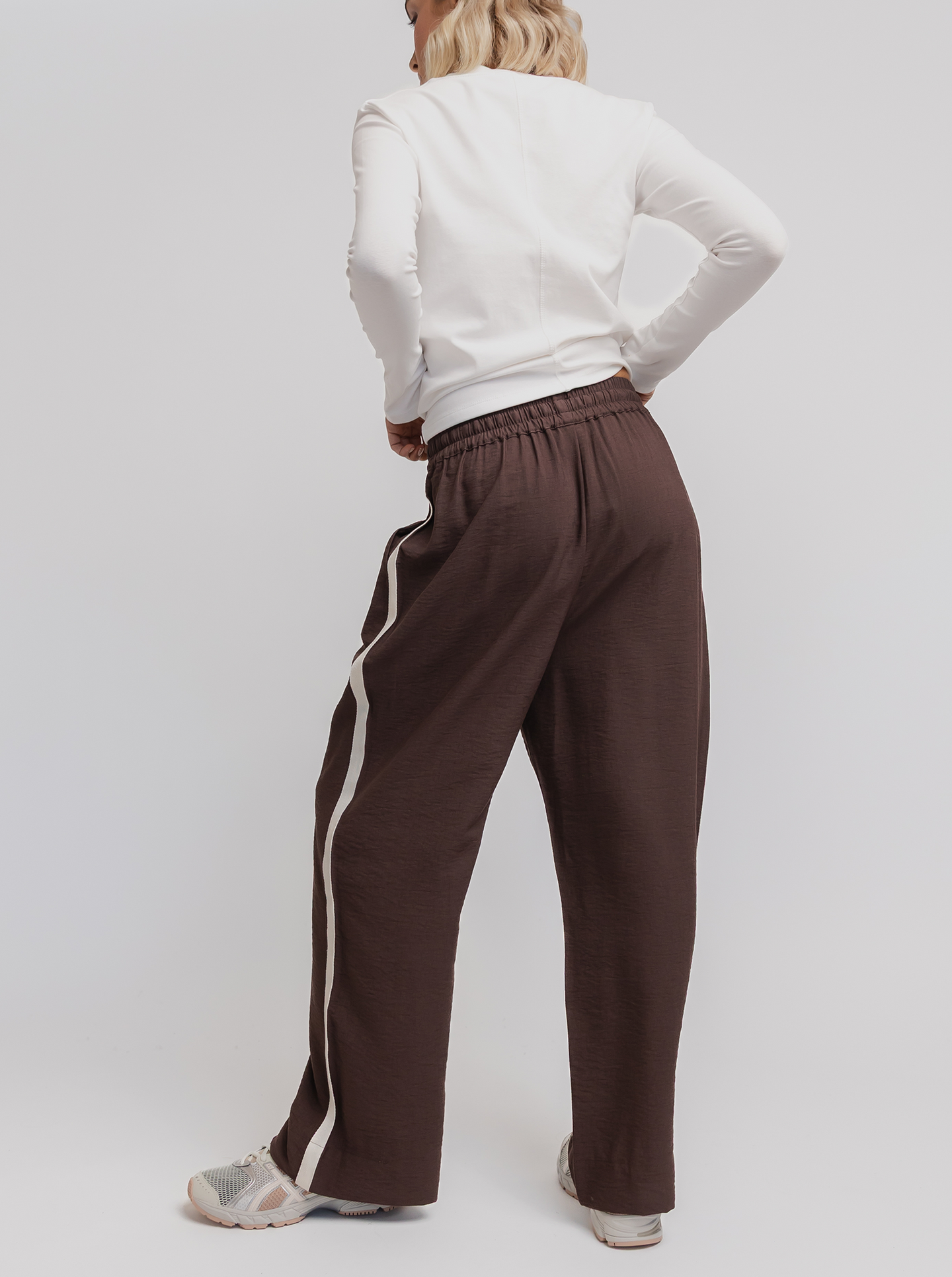 Weekender Pant in Espresso